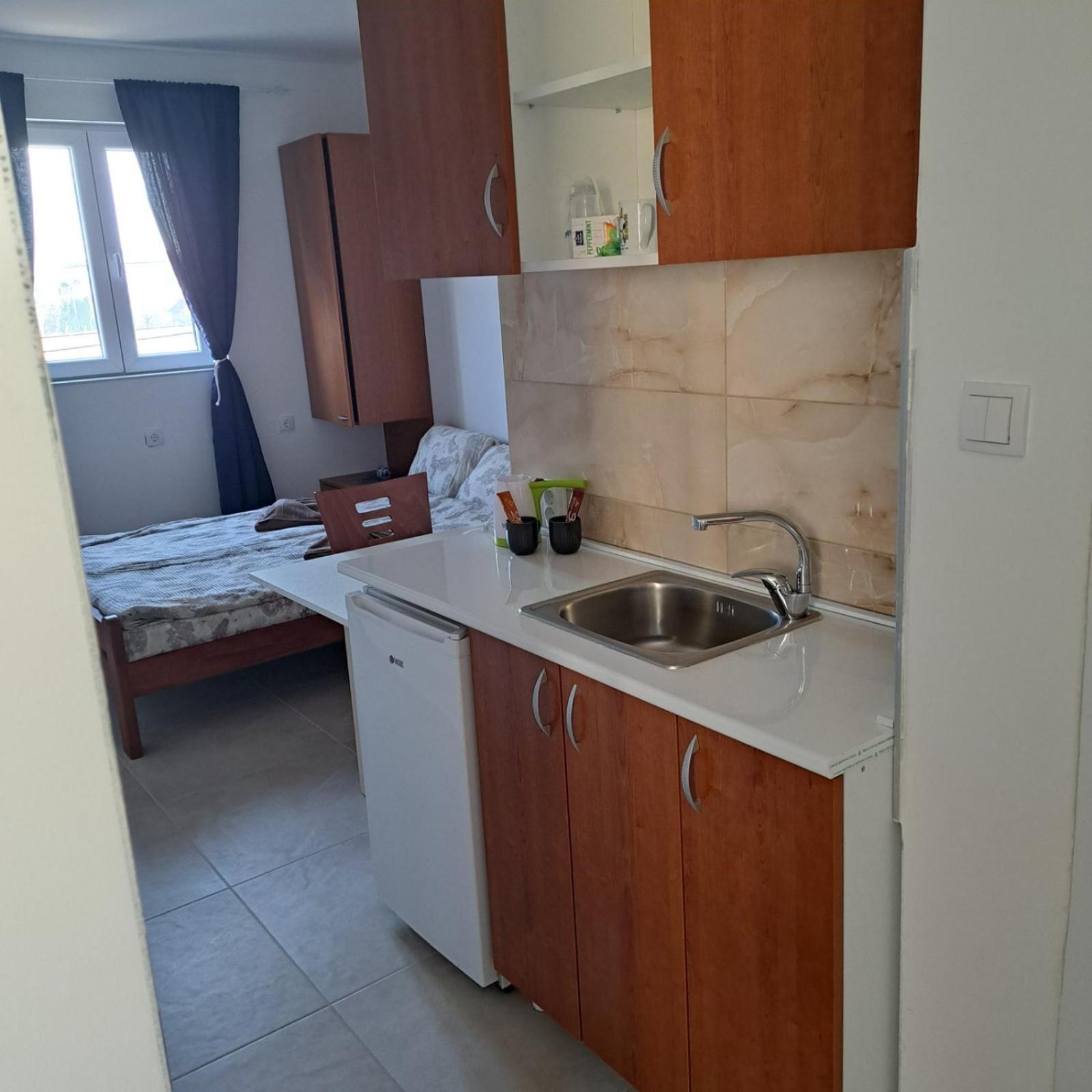 Libero Apartmani Surčin Quarto foto